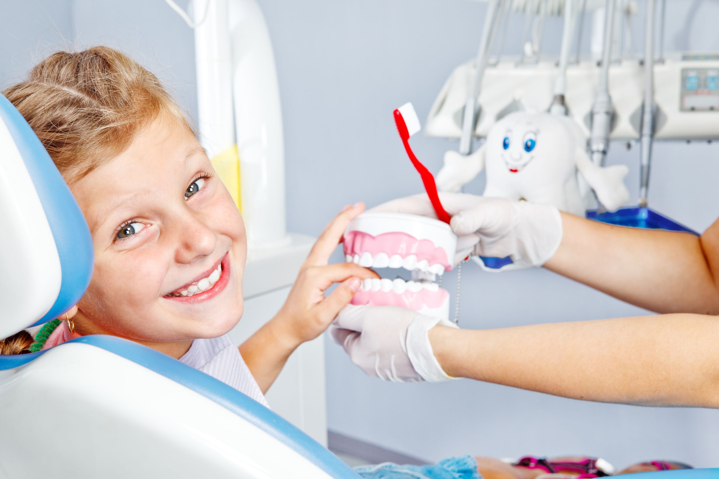 how to ease your child’s fear of the dentist